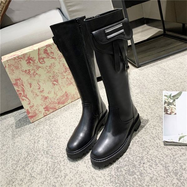2022 designer women ankel boots high half knee boot fashion leather winter autumn round low heeled luxury designer brand shoes knight martin, Black
2022 designer women ankel boots high half knee boot fashion leather winter autumn round low heeled luxury designer brand shoes knight martin, Black