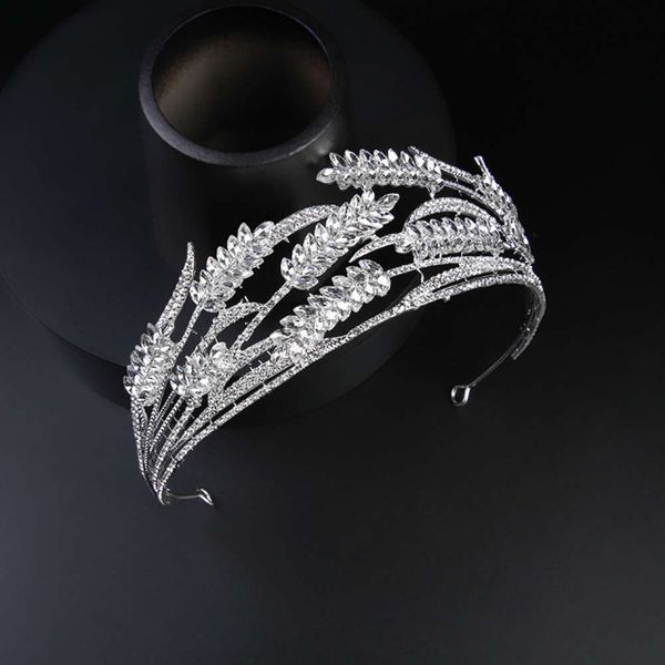 luxury bridal headdrs diamond golden crown wedding hair accsori wedding accsori hug32, Slivery;golden
luxury bridal headdrs diamond golden crown wedding hair accsori wedding accsori hug32, Slivery;golden
