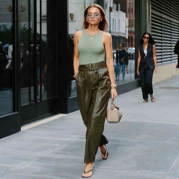 women bodysuit four colors sleeveless female jumpsuit bodycon fashion high street body femme mujer 210420, Black;white
women bodysuit four colors sleeveless female jumpsuit bodycon fashion high street body femme mujer 210420, Black;white