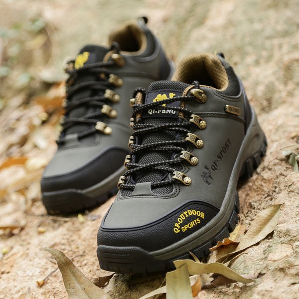 2021 new winter mens popular casual leather shoes classic footwear summer men style shoes sneakers fashion autumn lace up rubber
2021 new winter mens popular casual leather shoes classic footwear summer men style shoes sneakers fashion autumn lace up rubber