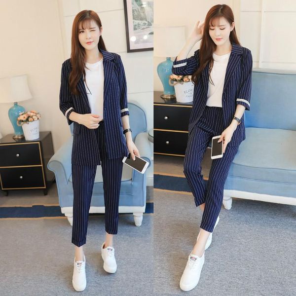 set female 2021 spring temperament fashion slim vertical stripes five points sleeve suit + nine pants elegant two-piece women's two pie, White
set female 2021 spring temperament fashion slim vertical stripes five points sleeve suit + nine pants elegant two-piece women's two pie, White