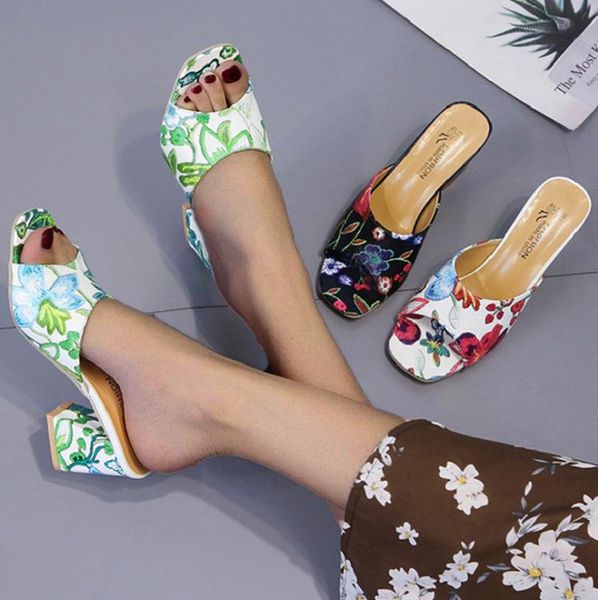 big size female shoes slippers heels slides square heel fashion low 2021 high block luxury fabric rome scandals rubber basic pu, Black
big size female shoes slippers heels slides square heel fashion low 2021 high block luxury fabric rome scandals rubber basic pu, Black