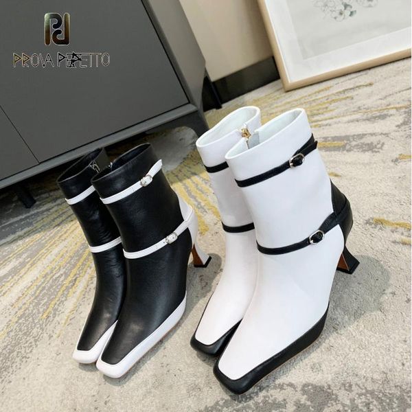 boots 2021 low-barrel wine glass korean style white background buckle black patchwork high-end simple fashionable high-heel
boots 2021 low-barrel wine glass korean style white background buckle black patchwork high-end simple fashionable high-heel