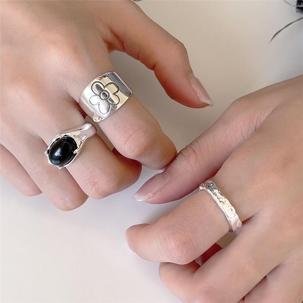 cluster rings korean vintage 925 silver flower black rhinestone opening ring for women geometric wide joint party jewelry, Golden;silver
cluster rings korean vintage 925 silver flower black rhinestone opening ring for women geometric wide joint party jewelry, Golden;silver