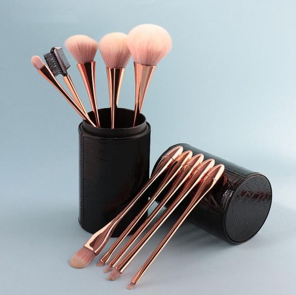eyelash curler 10pcs makeup brushes tool set cosmetic powder eye shadow foundation blush concealer blending beauty make up brush maquiagem 
eyelash curler 10pcs makeup brushes tool set cosmetic powder eye shadow foundation blush concealer blending beauty make up brush maquiagem