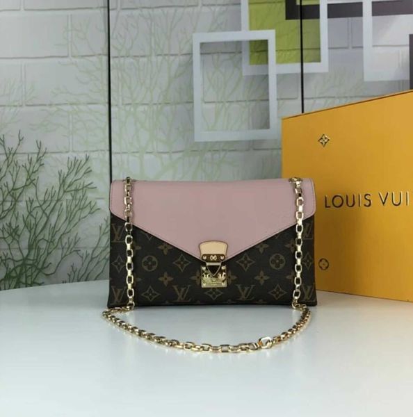 designer luxury m41200 fashion old flower color matching chain bag female handbags iconic handles shoulder bags totes cross brand body b
designer luxury m41200 fashion old flower color matching chain bag female handbags iconic handles shoulder bags totes cross brand body b