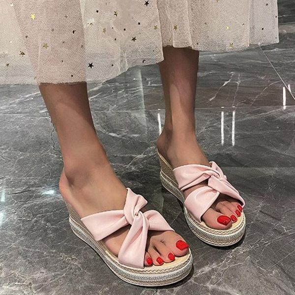 slippers women's summer fashion big size muffin thick bottom water drill cross large wedge sandalias, Black
slippers women's summer fashion big size muffin thick bottom water drill cross large wedge sandalias, Black