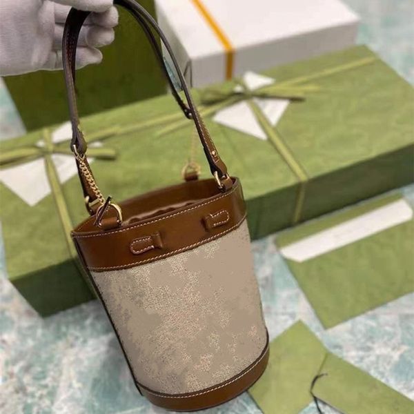 women evening party bags pu leather luxury bandbags shoulder bagss barrel-shaped crossbody bagsss adjustable belt purse drawstring large cap
women evening party bags pu leather luxury bandbags shoulder bagss barrel-shaped crossbody bagsss adjustable belt purse drawstring large cap