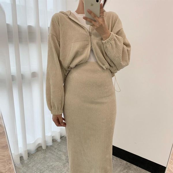 women's tracksuits autumn winter corduroy two piece set outfits long sleeve hoodie and high waist bodycon skirt ladies 2 elegant, Gray
women's tracksuits autumn winter corduroy two piece set outfits long sleeve hoodie and high waist bodycon skirt ladies 2 elegant, Gray