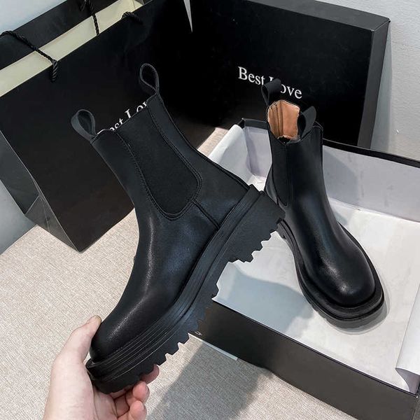 tydz chunky boots women winter shoes pu leather plush ankle boots black female autumn chelsea boots fashion platform booties y0914
tydz chunky boots women winter shoes pu leather plush ankle boots black female autumn chelsea boots fashion platform booties y0914