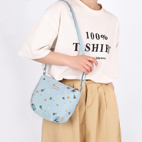 evening bags brand embroidery nylon lady shoulder designer cute square famale messenger bag satchels tote for women cross body
evening bags brand embroidery nylon lady shoulder designer cute square famale messenger bag satchels tote for women cross body
