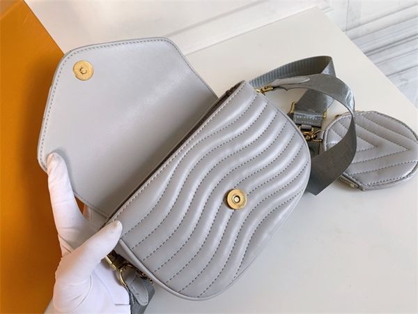 womens luxurys designers fashion crossbody wallet backpack handbags purses card holder handbag shoulder tote bags
womens luxurys designers fashion crossbody wallet backpack handbags purses card holder handbag shoulder tote bags