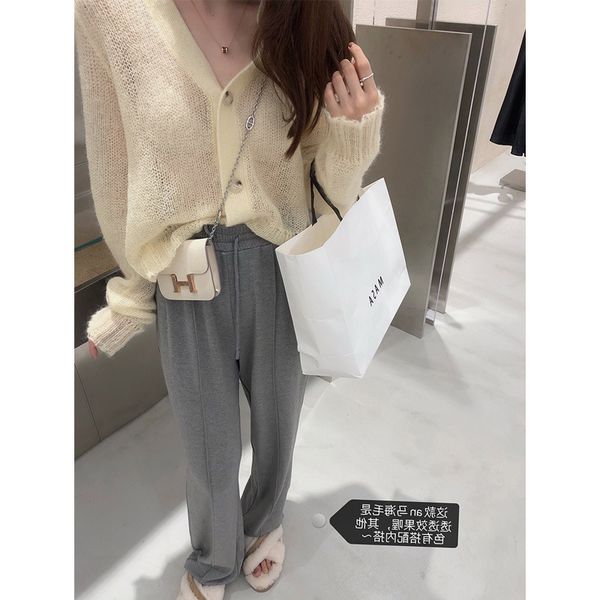 don't ask, it's easy to wear ~ veet comfort, black / grey sweater, soup pants, lazy leisure female autumn, White
don't ask, it's easy to wear ~ veet comfort, black / grey sweater, soup pants, lazy leisure female autumn, White