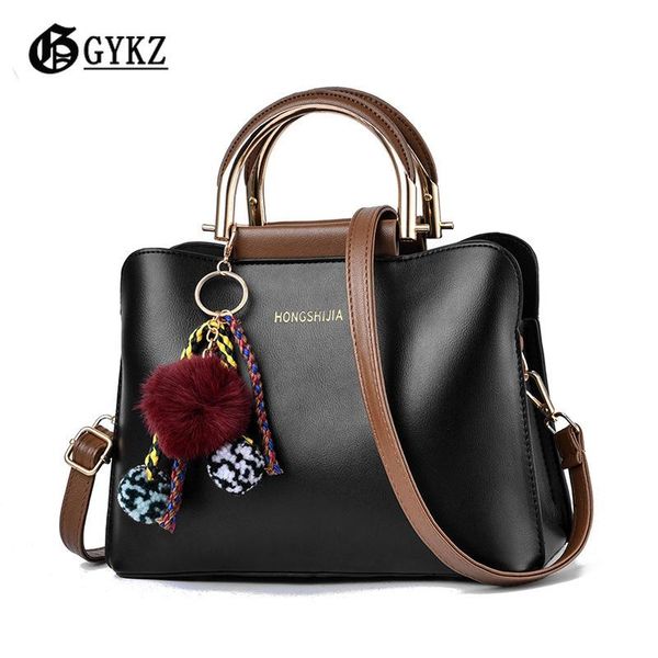 evening bags high-capacity bucket metal handle designer handbags women 2021 shoulder crossbody fashion luxury leather high quality 
evening bags high-capacity bucket metal handle designer handbags women 2021 shoulder crossbody fashion luxury leather high quality
