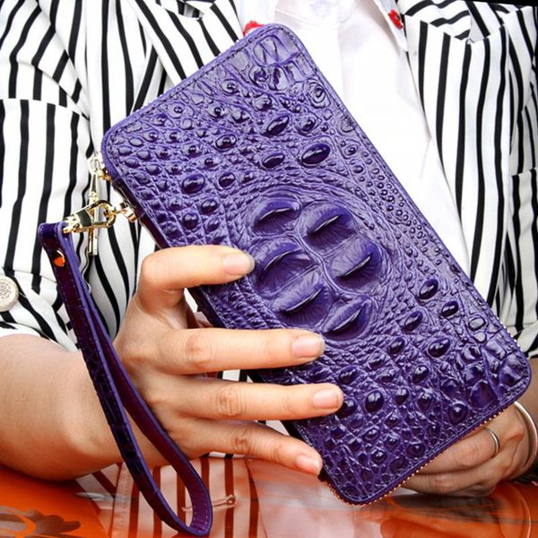 genuine crocodile leather ma'am wallet hand take package long fund woman high-quality european style designer carteira feminina, Red;black
genuine crocodile leather ma'am wallet hand take package long fund woman high-quality european style designer carteira feminina, Red;black
