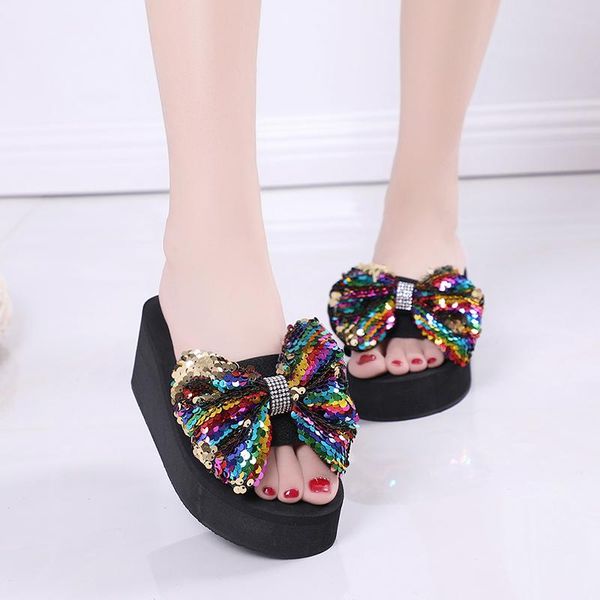 slippers 2021 summer women's wear wild fashion slope with thick bottom beach straight word drag, Black
slippers 2021 summer women's wear wild fashion slope with thick bottom beach straight word drag, Black
