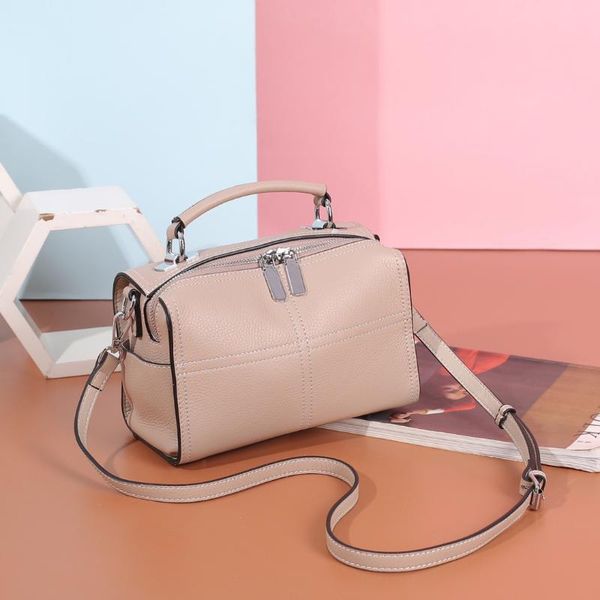 evening bags 2021 100% genuine leather crossbody for women handle boston pillow bag soft shoulder ladies handbags
evening bags 2021 100% genuine leather crossbody for women handle boston pillow bag soft shoulder ladies handbags