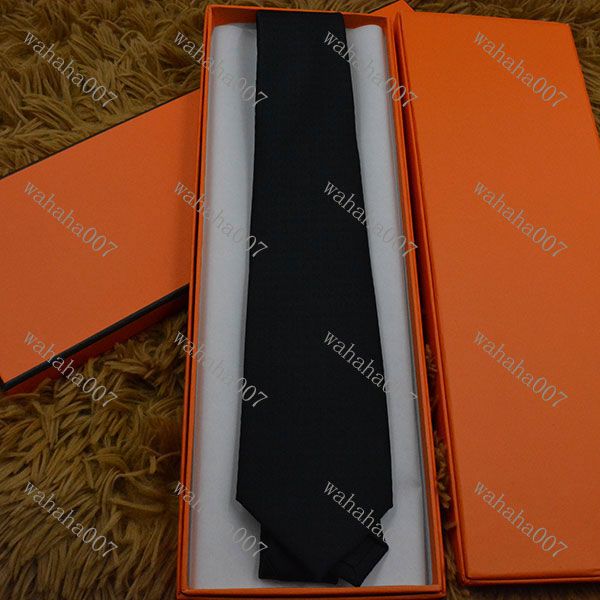 designer tie quality 100% silk tie brand 8 cm 10 style classic edition letter brand men's casual narrow tie for wedding party business, Blue;purple
designer tie quality 100% silk tie brand 8 cm 10 style classic edition letter brand men's casual narrow tie for wedding party business, Blue;purple