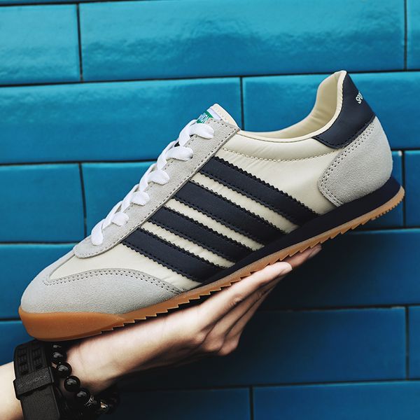 brand designer mens running shoes for outdoor sport breathable sport shoes casual jogging sneakers walking designer athletic
brand designer mens running shoes for outdoor sport breathable sport shoes casual jogging sneakers walking designer athletic