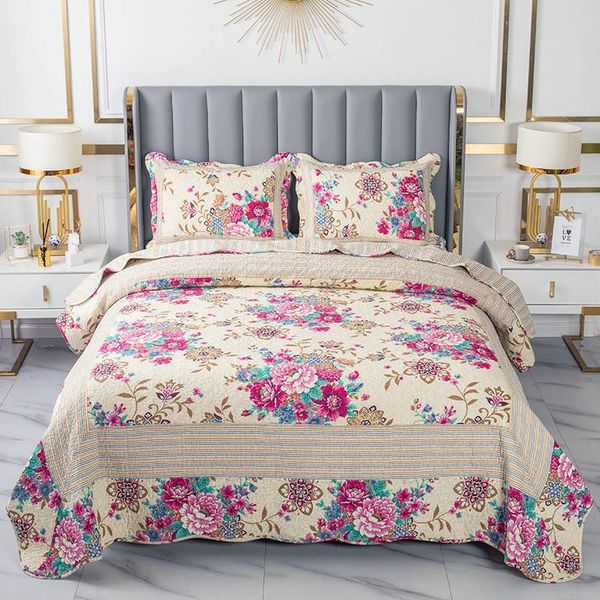 fashion bedding cotton quilt set quited bedspread and pillowcases patchwork duvet blanket european coverlet cubrecam bed cover comforters &
fashion bedding cotton quilt set quited bedspread and pillowcases patchwork duvet blanket european coverlet cubrecam bed cover comforters &