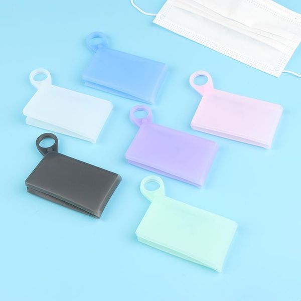 storage bags 1pc silicone flat type dust mask box recycling dustproof face clip container case masks bag
storage bags 1pc silicone flat type dust mask box recycling dustproof face clip container case masks bag