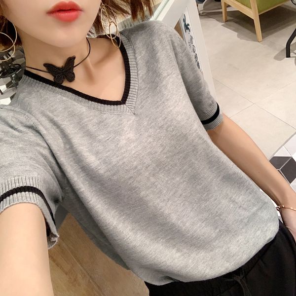 2021 spring and autumn new v-neck short-sleeved sweater womens head short solid color loose bottoming sweater, White;black
2021 spring and autumn new v-neck short-sleeved sweater womens head short solid color loose bottoming sweater, White;black