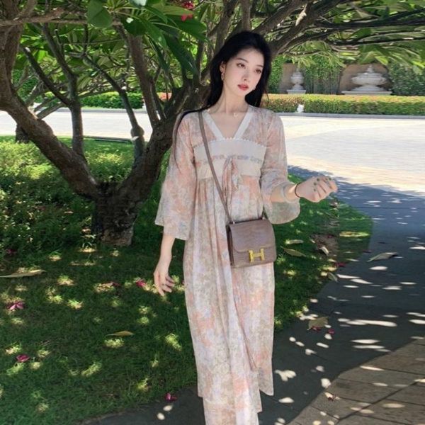 casual dresses 2021 summer and autumn super fairy improved hanfu broken flower chiffon forest dress national style long skirt 7 / 4 sleeve, Black;gray
casual dresses 2021 summer and autumn super fairy improved hanfu broken flower chiffon forest dress national style long skirt 7 / 4 sleeve, Black;gray