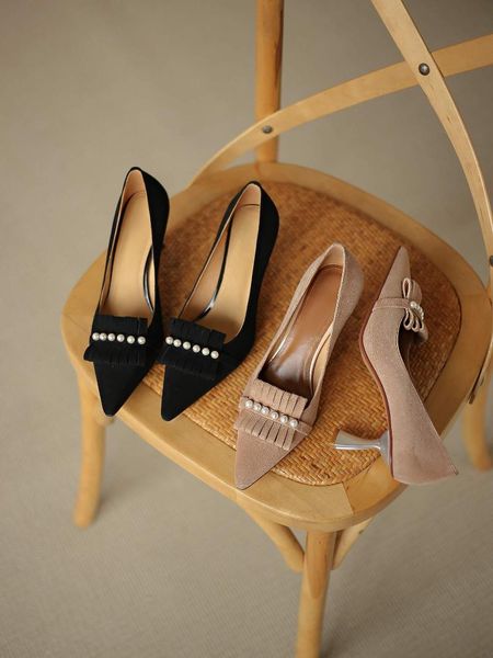 retro fashion sheep suede pearl decorations fringe pointed toe high strange heel slip on nightclub women pumps l48 dress shoes, Black
retro fashion sheep suede pearl decorations fringe pointed toe high strange heel slip on nightclub women pumps l48 dress shoes, Black