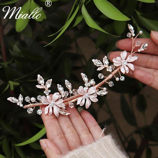 hair clips & barrettes handmade metal flower crystal for women rose gold headband bridal wedding accessories party headpiece jewelry, Golden;silver
hair clips & barrettes handmade metal flower crystal for women rose gold headband bridal wedding accessories party headpiece jewelry, Golden;silver
