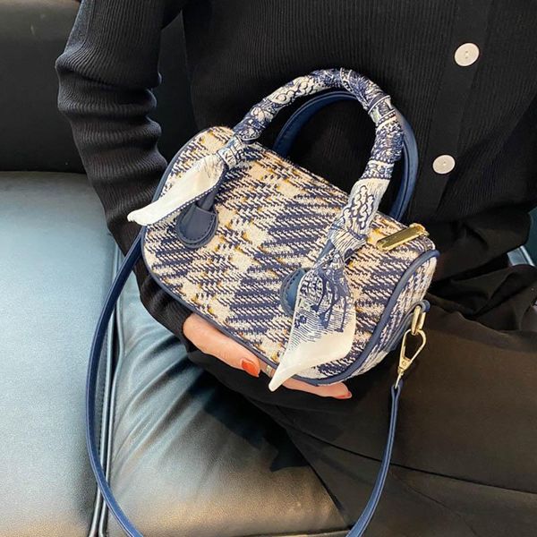 evening bags female trend ribbon handbag brand luxurious crossbody fashion simple shoulder bag all-match purse small square
evening bags female trend ribbon handbag brand luxurious crossbody fashion simple shoulder bag all-match purse small square