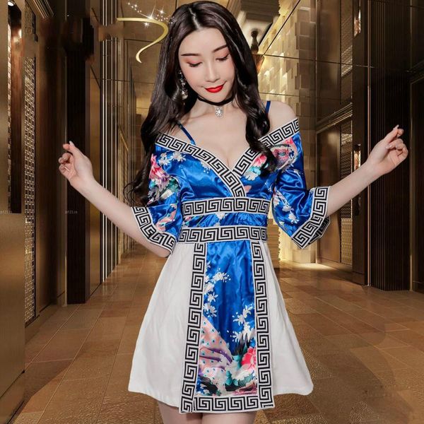 japanese kimono dress sleeve low-cut splicing foot bath sauna massage technician tooling uniforms ethnic clothing, Red
japanese kimono dress sleeve low-cut splicing foot bath sauna massage technician tooling uniforms ethnic clothing, Red