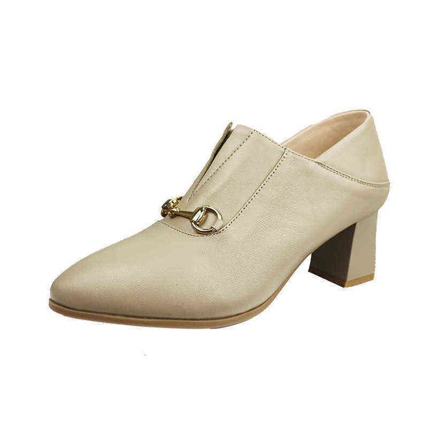 first layer cowhide fashion thick heel single sho 2021 autumn women's pointed high heels leather
first layer cowhide fashion thick heel single sho 2021 autumn women's pointed high heels leather