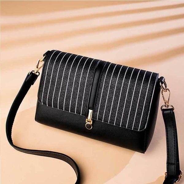 pu crossbody women wallets shoulder bag fashion handbag purse quality lady wallet messanger bag leather handbag
pu crossbody women wallets shoulder bag fashion handbag purse quality lady wallet messanger bag leather handbag