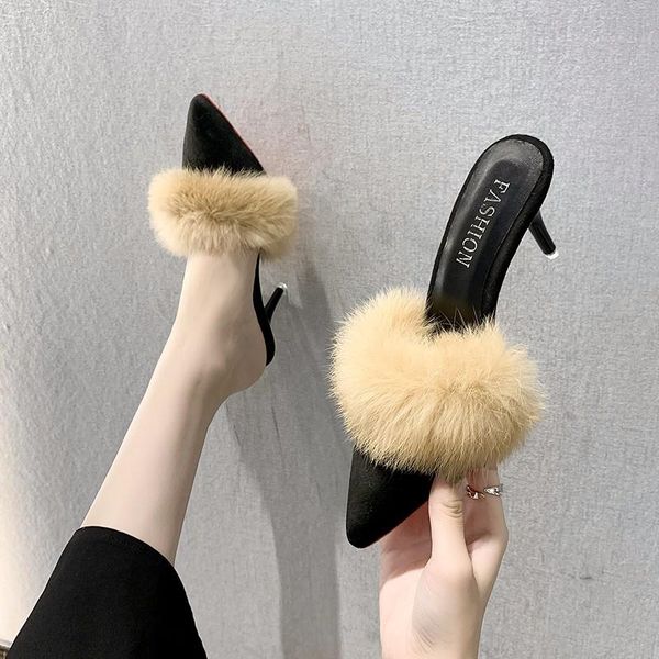 suede women's slippers 2021 spring/autumn outdoor women furry slides for zapatos de mujer shoes woman heels, Black
suede women's slippers 2021 spring/autumn outdoor women furry slides for zapatos de mujer shoes woman heels, Black