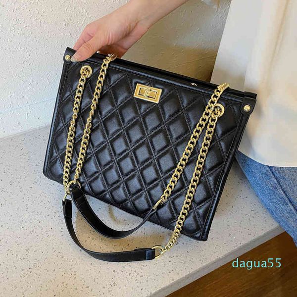 2021 new bags large capacity women's bag 2021 new texture fashion single shoulder cross box rhombic chain tote bag
2021 new bags large capacity women's bag 2021 new texture fashion single shoulder cross box rhombic chain tote bag