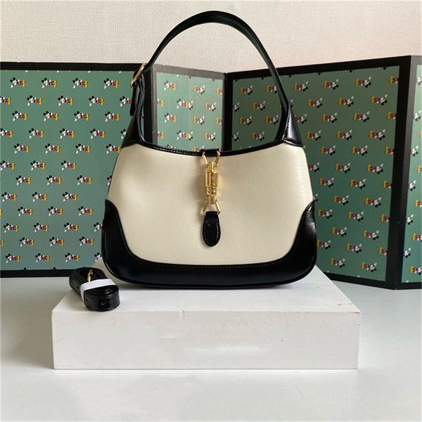 bag real leather cosmetic women's cleo brushed messenger tote nylon man luxurys designers shoulder bags hobo crossbody handbags
bag real leather cosmetic women's cleo brushed messenger tote nylon man luxurys designers shoulder bags hobo crossbody handbags