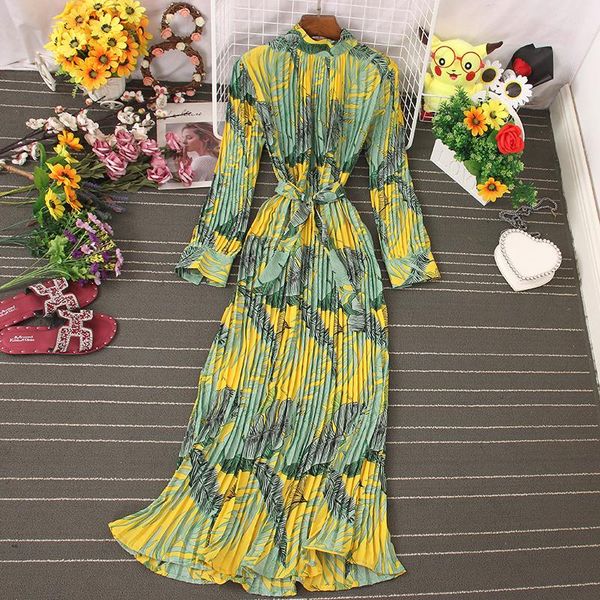 casual dresses 2021 autumn dress temperament turtleneck waist slim long sleeves lace up wild floral maxi vestidos, Black;gray
casual dresses 2021 autumn dress temperament turtleneck waist slim long sleeves lace up wild floral maxi vestidos, Black;gray