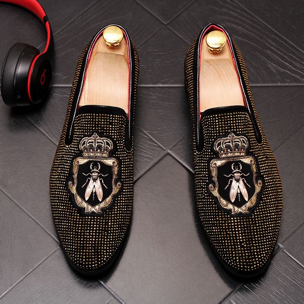 2021 new pointed toe embroidery rhinestone flat shoes for men male wedding dress prom homecoming shoes zapatos hombre vestir 38-44, Black
2021 new pointed toe embroidery rhinestone flat shoes for men male wedding dress prom homecoming shoes zapatos hombre vestir 38-44, Black