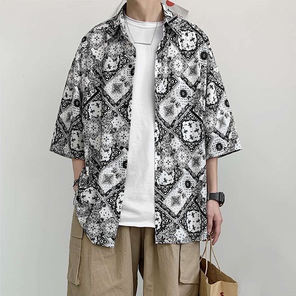 men's casual shirts shirtfloral medium short sleeve shirt men's extra large size fashionable fat loose thin air-conditioned summer, White;black
men's casual shirts shirtfloral medium short sleeve shirt men's extra large size fashionable fat loose thin air-conditioned summer, White;black