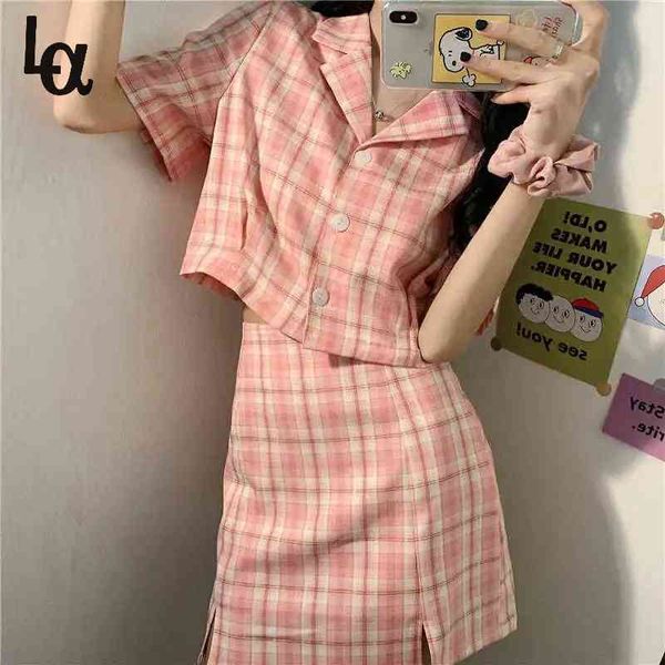 summer elegant blouse+shirts 2pc set turn down collar single breasted a-line skirts female pink plaid suit 210519, White
summer elegant blouse+shirts 2pc set turn down collar single breasted a-line skirts female pink plaid suit 210519, White