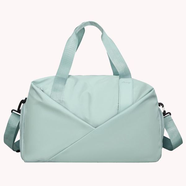 duffel bags retro women shoulder bag simple ladies daily travel fitness handbag large capacity gym business trip luggage
duffel bags retro women shoulder bag simple ladies daily travel fitness handbag large capacity gym business trip luggage