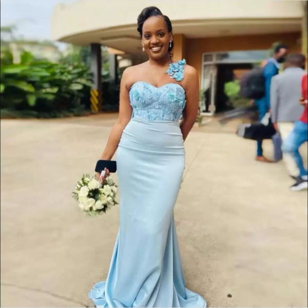 2022 bridesmaid dresses one shoulder light sky blue floor length wedding guest gowns lace 3d floral junior maid of honor dress satin party g, White;pink
2022 bridesmaid dresses one shoulder light sky blue floor length wedding guest gowns lace 3d floral junior maid of honor dress satin party g, White;pink