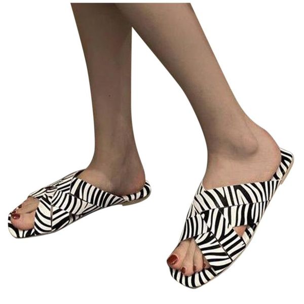 sandals large size flat beach and slippers 2021 summer refreshing shoes fashion sandal for women's, Black
sandals large size flat beach and slippers 2021 summer refreshing shoes fashion sandal for women's, Black