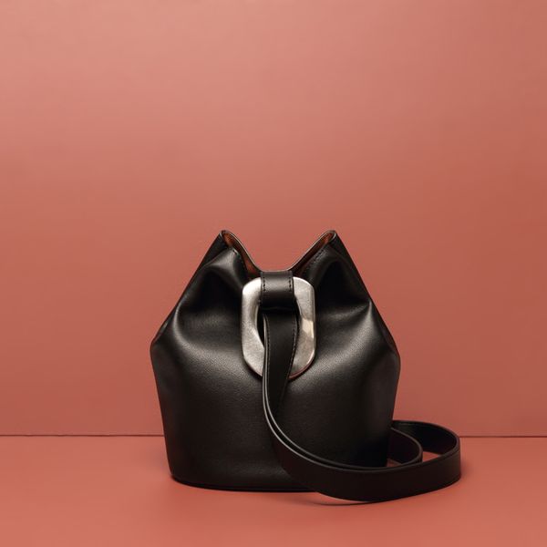 hbp fashion women handbag designer ladies shoulder bags youth flap sweet wind genuine leather black crossbody bag
hbp fashion women handbag designer ladies shoulder bags youth flap sweet wind genuine leather black crossbody bag