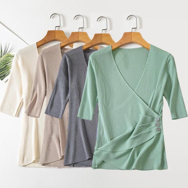 women's t-shirt 2021 ins fashion women knit shirts summer half sleeve knitwear t-shirts v-neck clothing knitted, White
women's t-shirt 2021 ins fashion women knit shirts summer half sleeve knitwear t-shirts v-neck clothing knitted, White