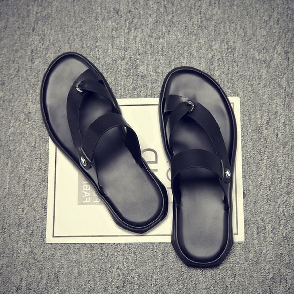 slippers men's slippers summer wear fashion leisure korean men's drag versatile breathable personality sandal vj88, Black
slippers men's slippers summer wear fashion leisure korean men's drag versatile breathable personality sandal vj88, Black