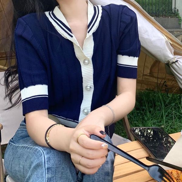 women's knits & tees 2colors korean style women summer v neck short cardigan sweater coat female outwear knitted (c3105, White
women's knits & tees 2colors korean style women summer v neck short cardigan sweater coat female outwear knitted (c3105, White