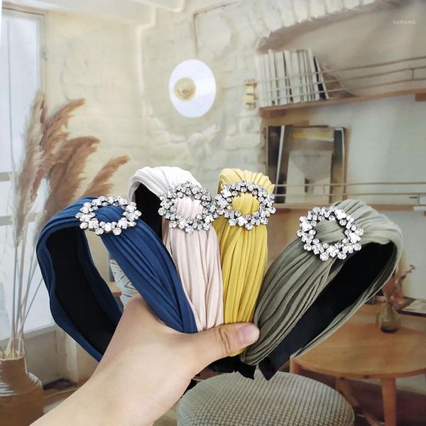 shinny irregular rhinestone hairband colorful elegant face washing headband elastic soft cotton hair accessories for women1
shinny irregular rhinestone hairband colorful elegant face washing headband elastic soft cotton hair accessories for women1
