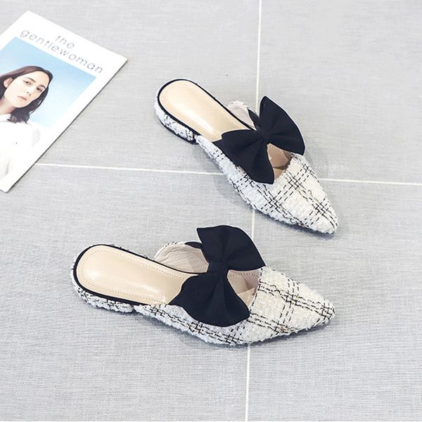 flip flop summer style muller closed-toe women's versatile outer wear pointed-toe lazy flat shoes slippers, Black
flip flop summer style muller closed-toe women's versatile outer wear pointed-toe lazy flat shoes slippers, Black