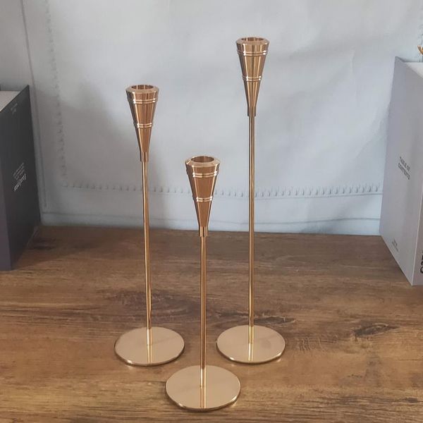 candle holders 3pcs/set candlestick metal simple golden wedding decoration bar party living room decor home
candle holders 3pcs/set candlestick metal simple golden wedding decoration bar party living room decor home